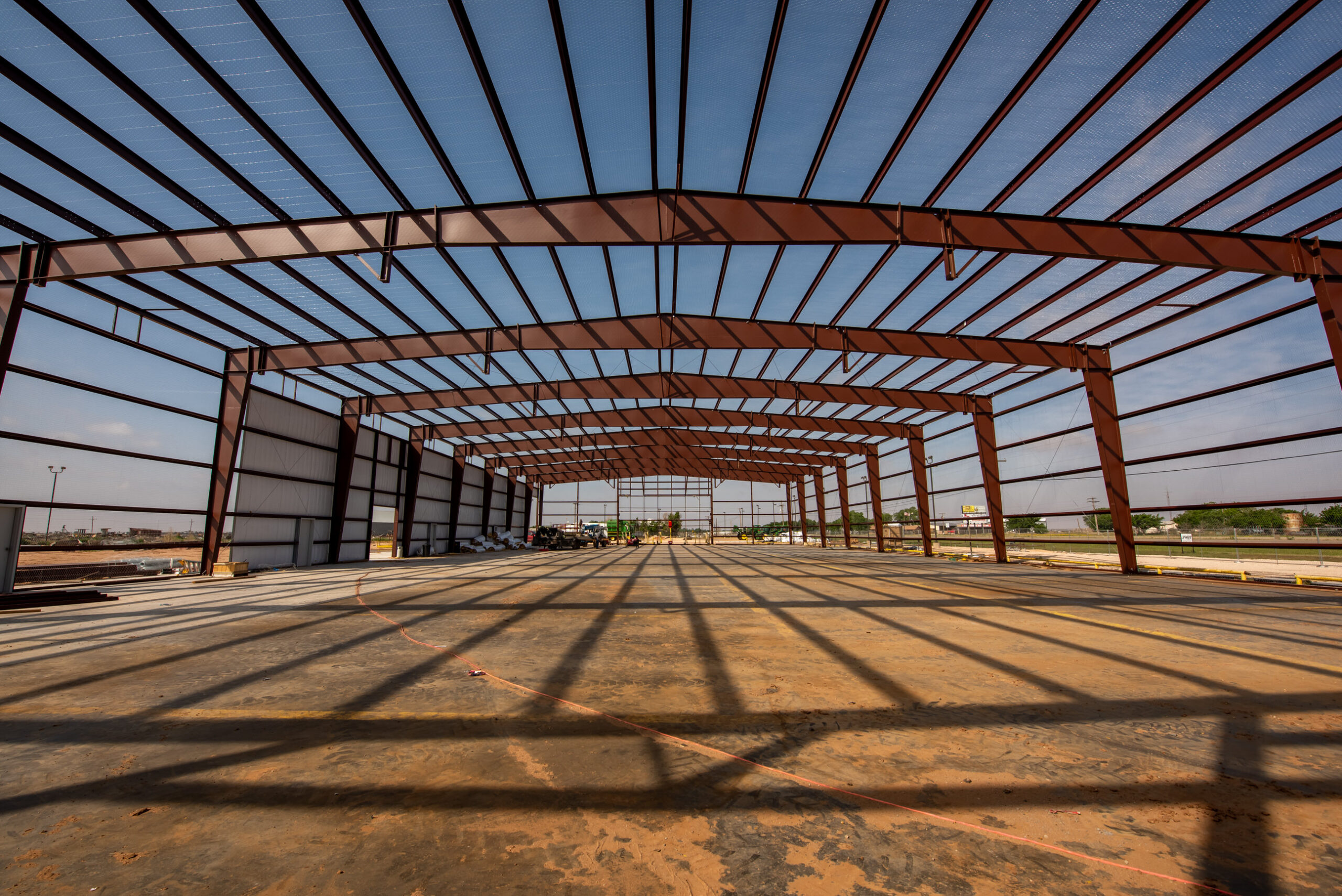 JOHN DEERE LAMESA Standard Structures Inc.